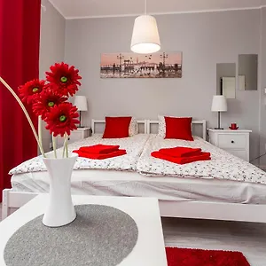  Hostel Grey House Polsko
